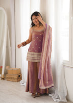 Dusty Pink Embroidered Kurta Set with Dupatta – Festive Wedding Wear