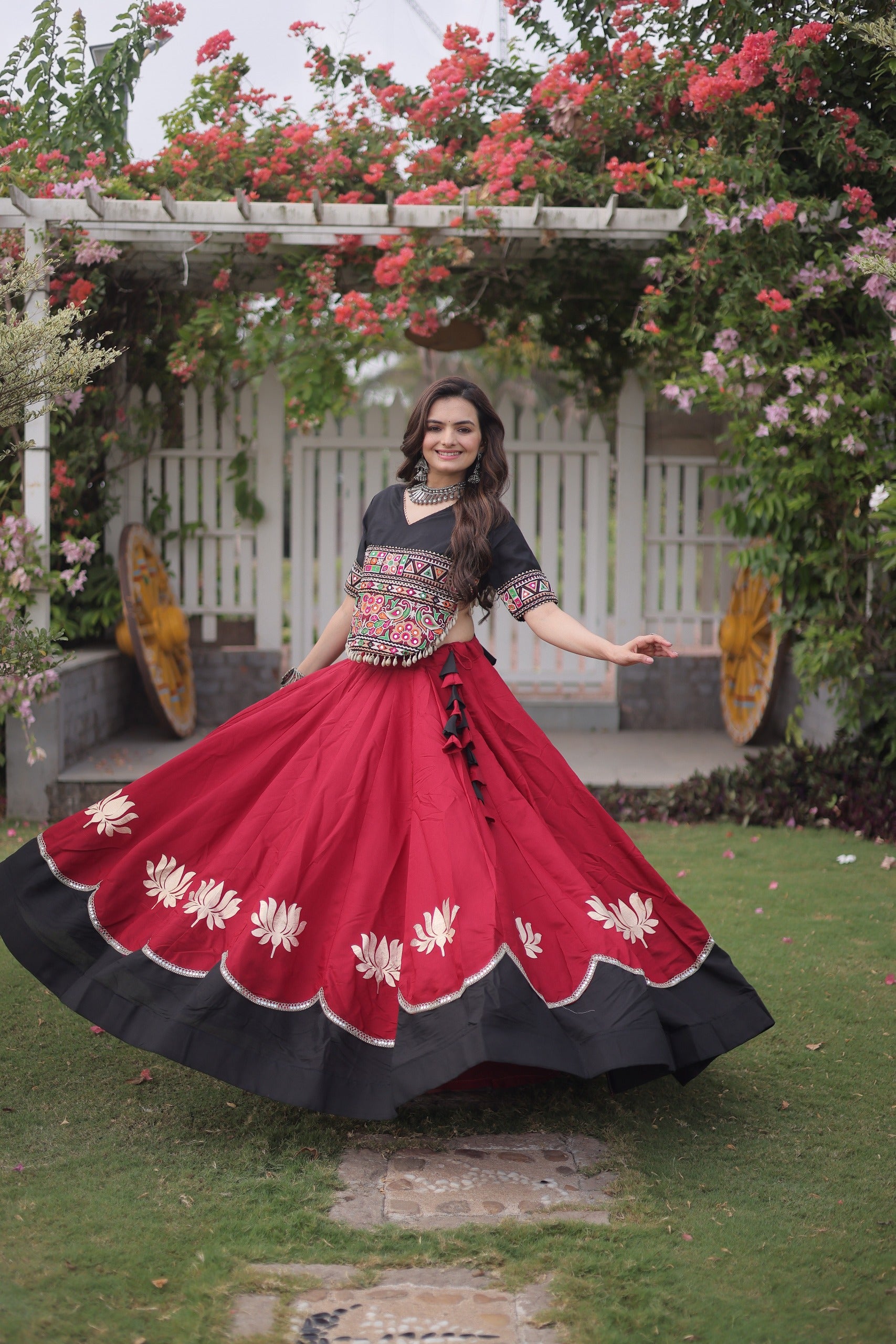 Navratri Roman Lehenga with Kutchi Gamthi Top – Garba Sangeet Wear