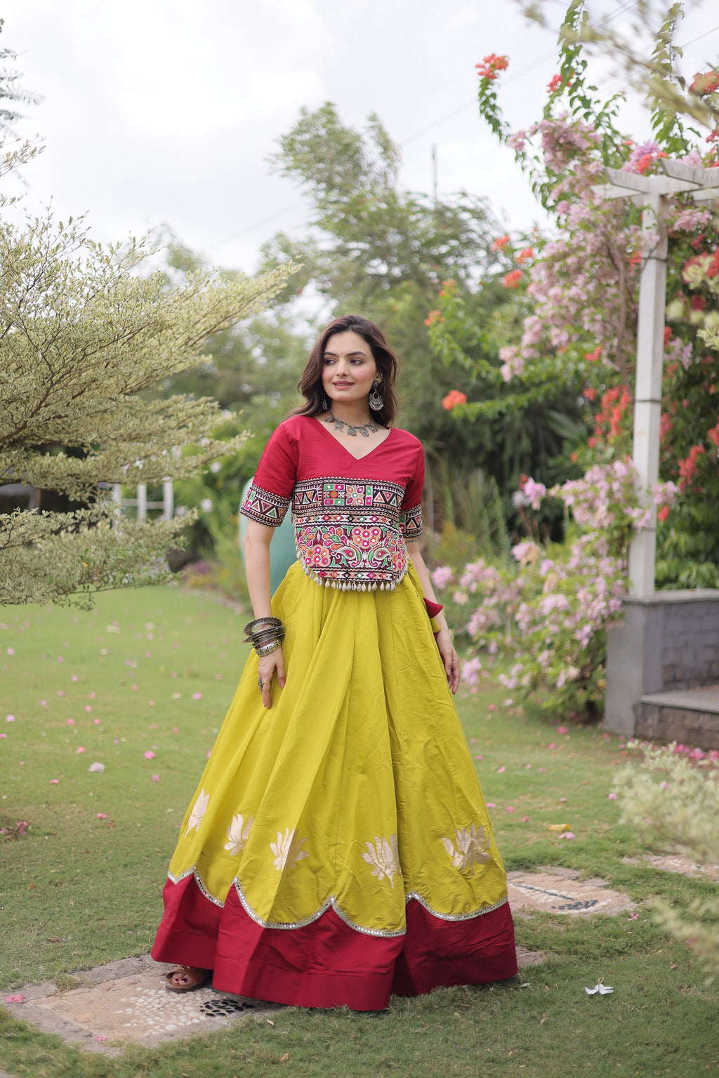 Navratri Roman Lehenga with Kutchi Gamthi Top – Garba Sangeet Wear