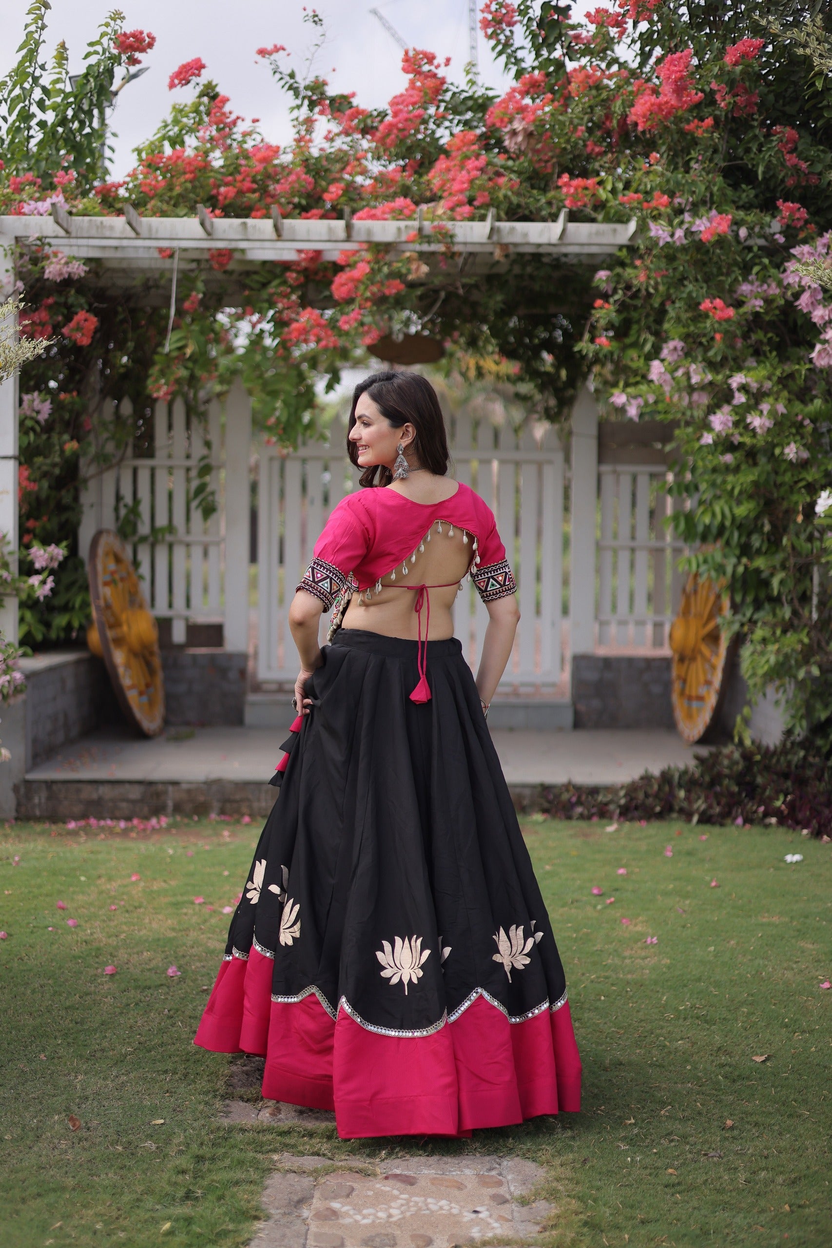 Navratri Roman Lehenga with Kutchi Gamthi Top – Garba Sangeet Wear