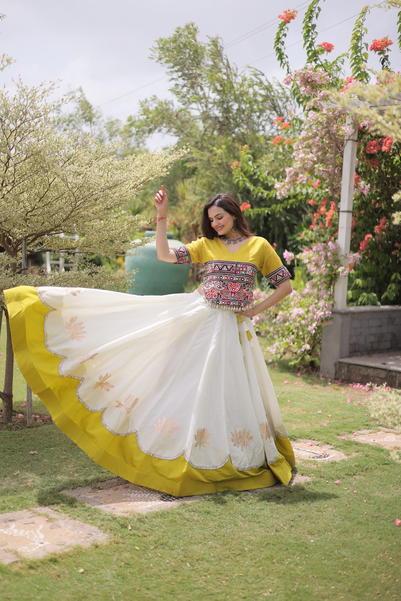 Navratri Roman Lehenga with Kutchi Gamthi Top – Garba Sangeet Wear