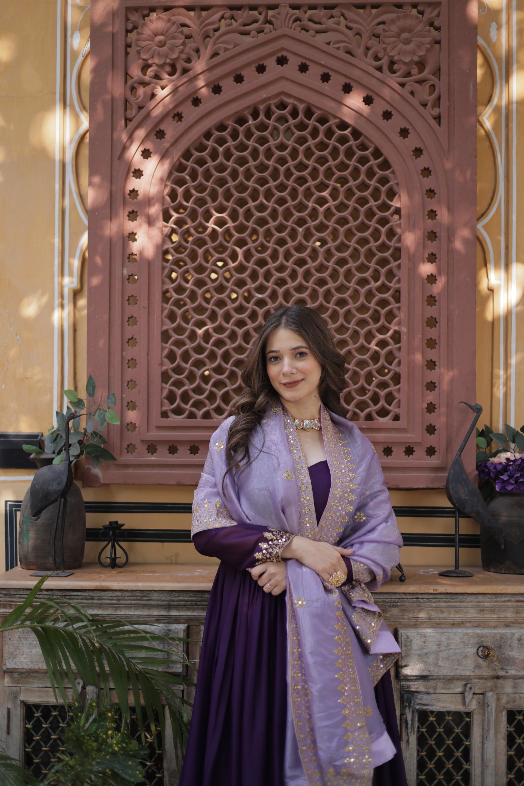 Star Georgette Designer Gown with Gold Crush Dupatta – Wedding Reception