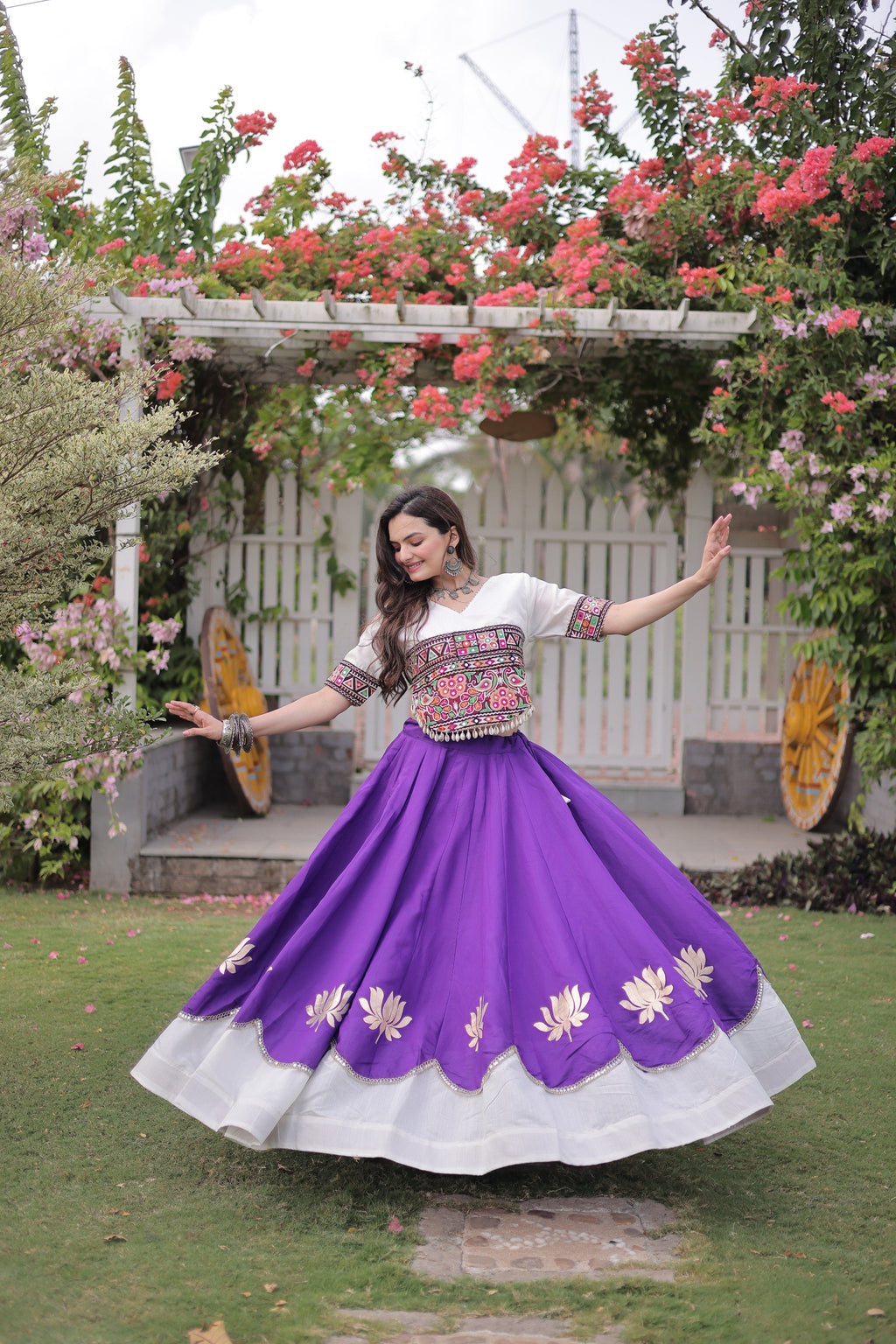 Navratri Roman Lehenga with Kutchi Gamthi Top – Garba Sangeet Wear