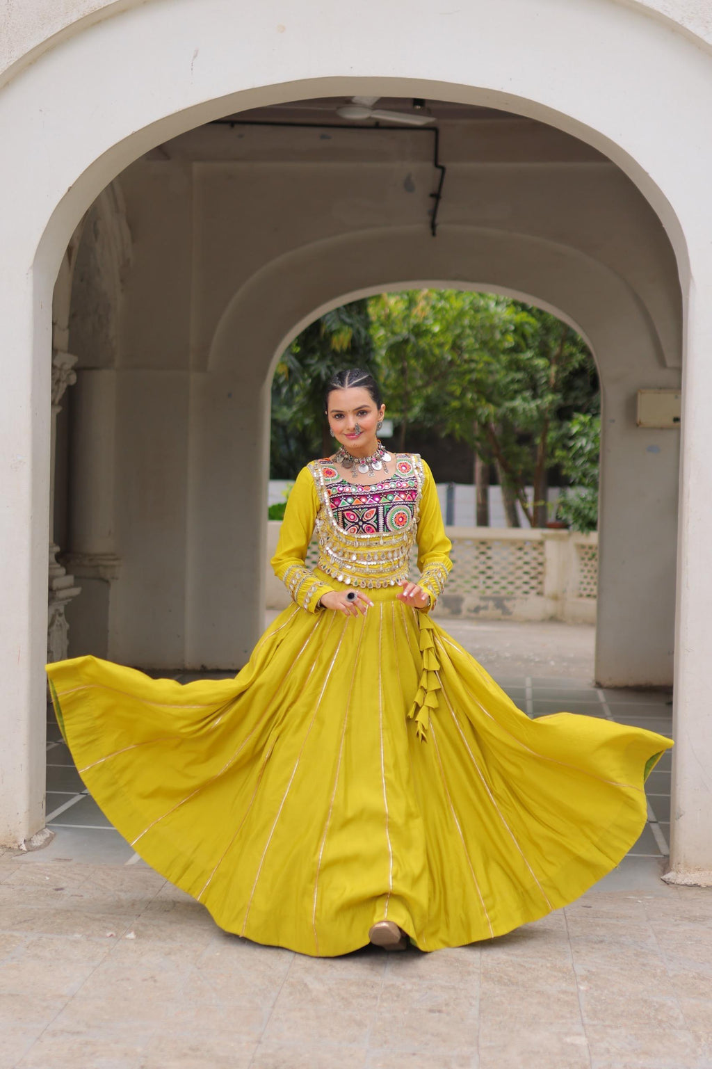 Navratri Roman Gota-Patti Lehenga with Kutchi Top – Garba Wear